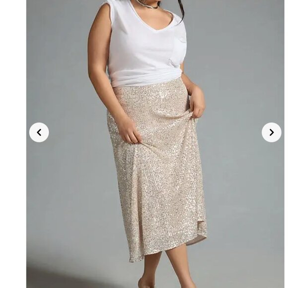 Anthropologie T.La Lars Classic V-Neck Tee - Picture 12 of 17